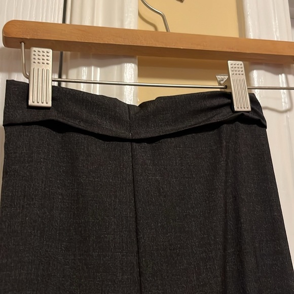 Brooks Brothers 100% wool pleated dress pants. - Picture 3 of 4